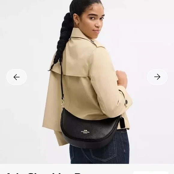 Coach Aria Black Shoulder Bag - Picture 2 of 3